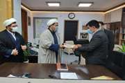 تجلیل امام جمعه نهبندان از اقدامات فرهنگی کارشناس شبکه دامپزشکی 